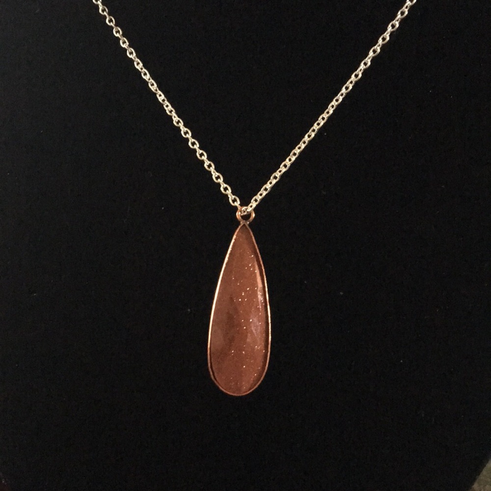 Sandstone Necklace 🔽 SALE - Picture 3 of 5